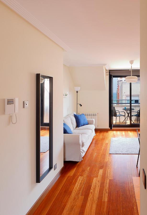 Atico Con Terraza, Vistas Al Mar Y Parking En Playa De S Lorenzo Gijon Ngoại thất bức ảnh