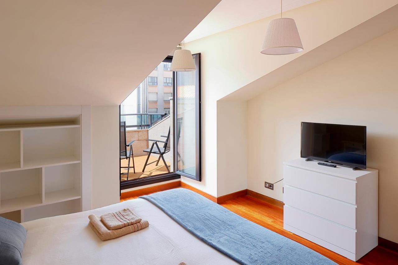 Atico Con Terraza, Vistas Al Mar Y Parking En Playa De S Lorenzo Gijon Ngoại thất bức ảnh